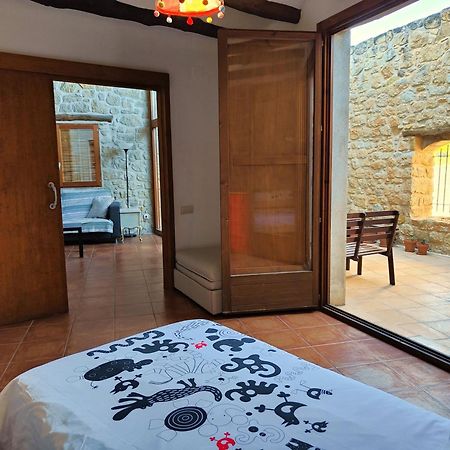 Espacioso Pajar Con Chimenea En Casa De Las Letras Льедо Экстерьер фото